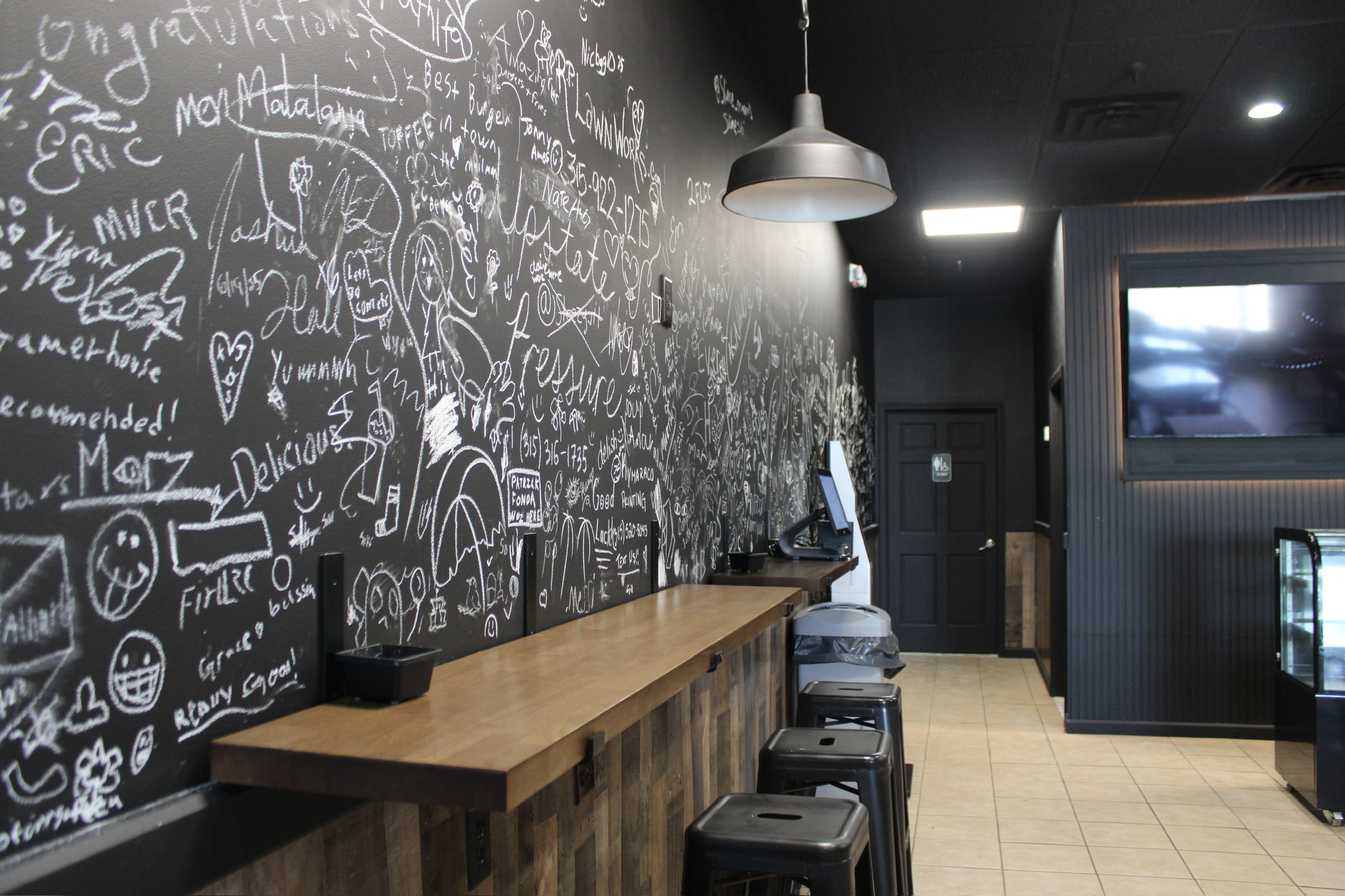 Smash & Bite Wall 2